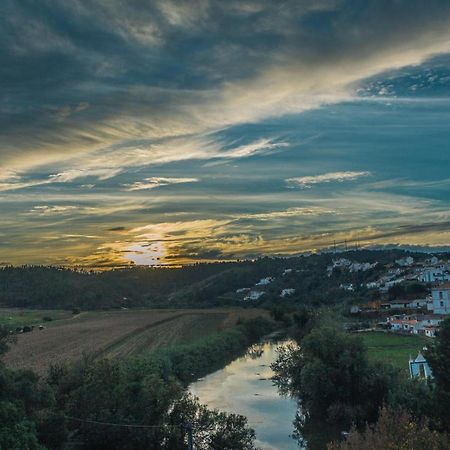 Romantic Riverside Retreat Одемира Экстерьер фото